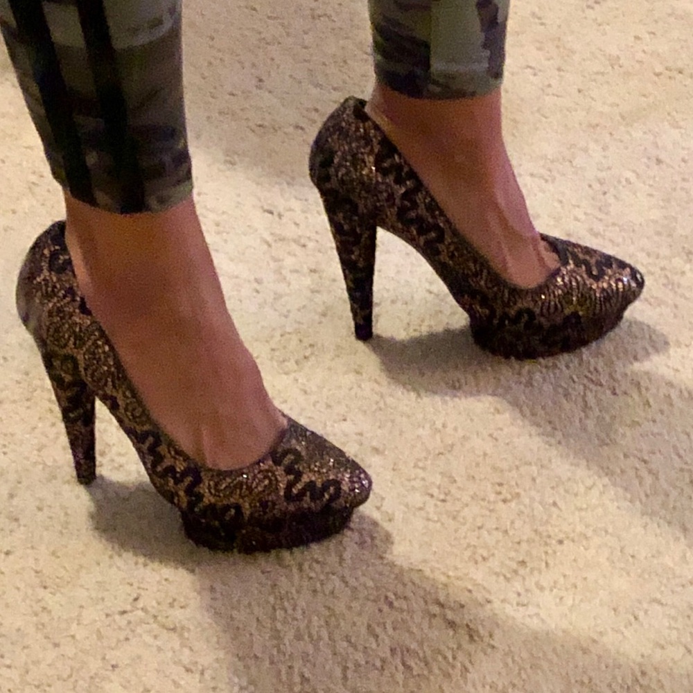 Colin Stuart (Victoria’s Secret) Heels